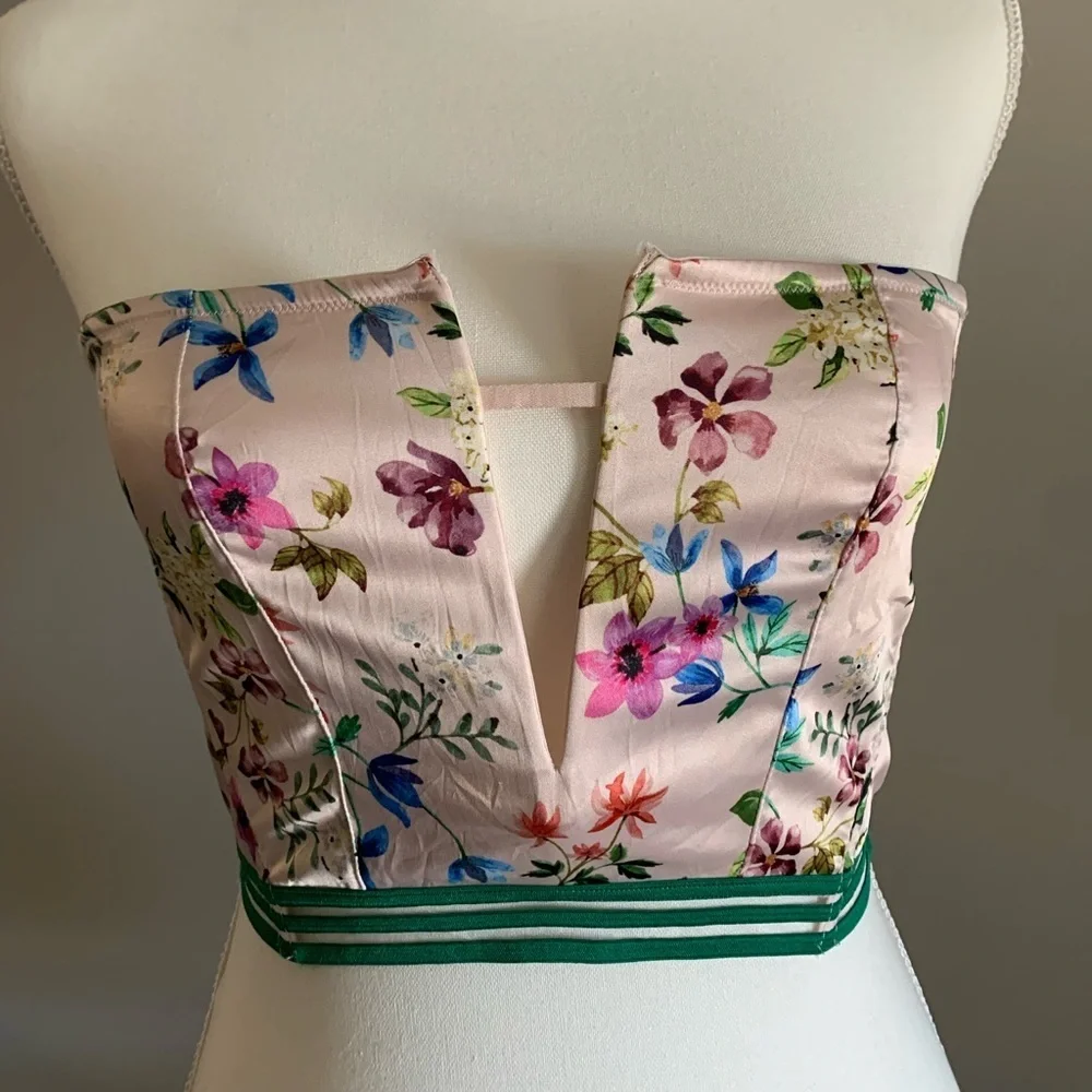 Victoria's Secret Light Pink Floral Corset Top size Medium